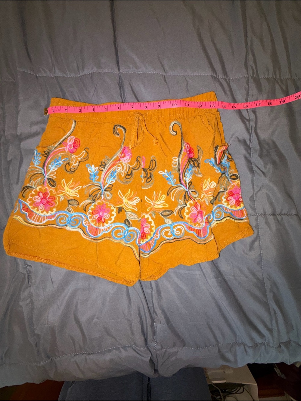 Cute Mustard Yellow Embroidered Boho Shorts | Size S/M - Picture 3 of 4